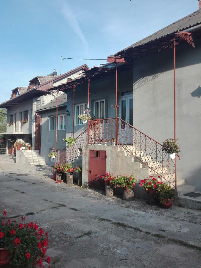 Kalotaszeg Vendeghaz Hotel Izvoru Crisului Exterior photo